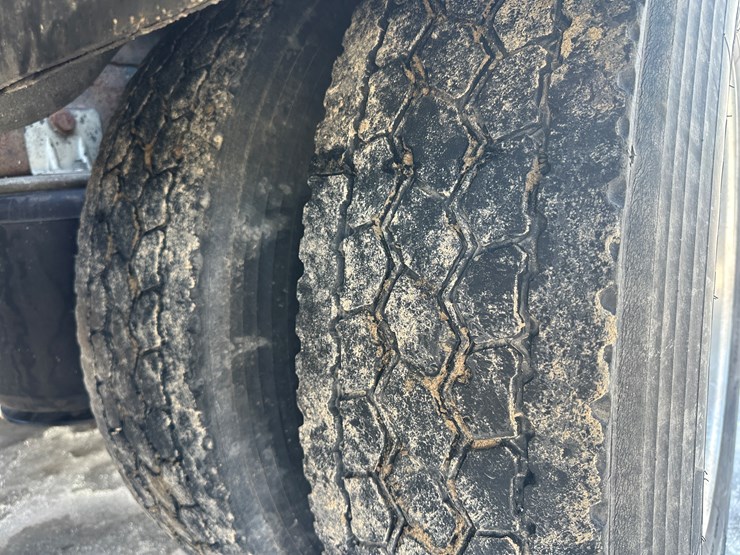 2017-international-lt-image-75