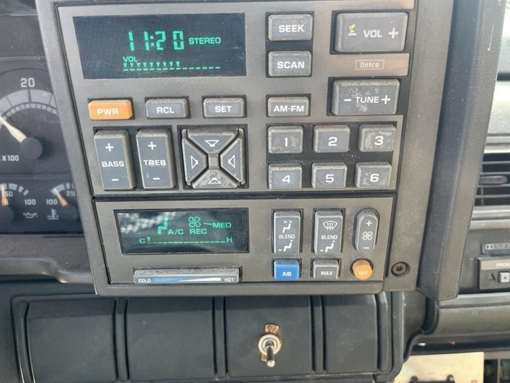 l2---1996-chevy-kodiak-image-26