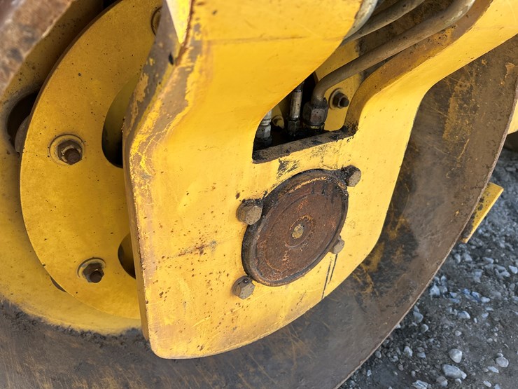 2007-bomag-bw138ad-image-16