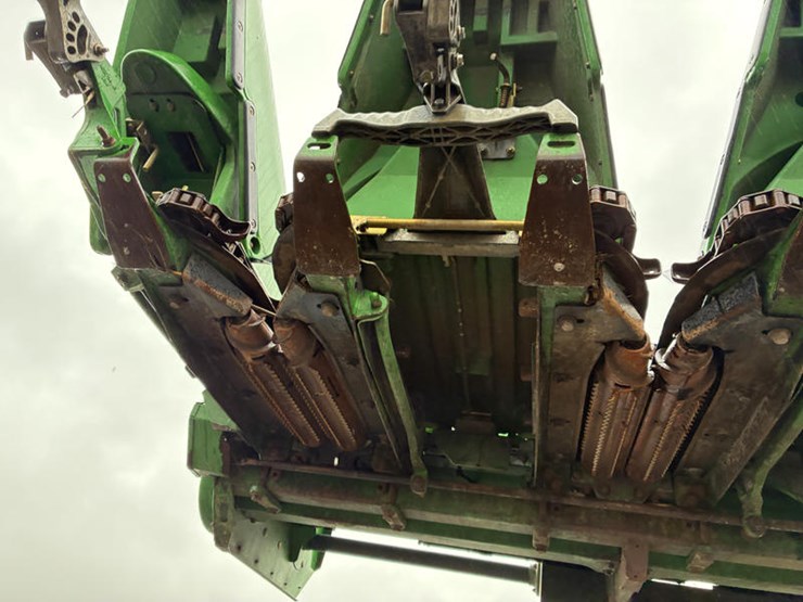 2008-john-deere-608c-image-23