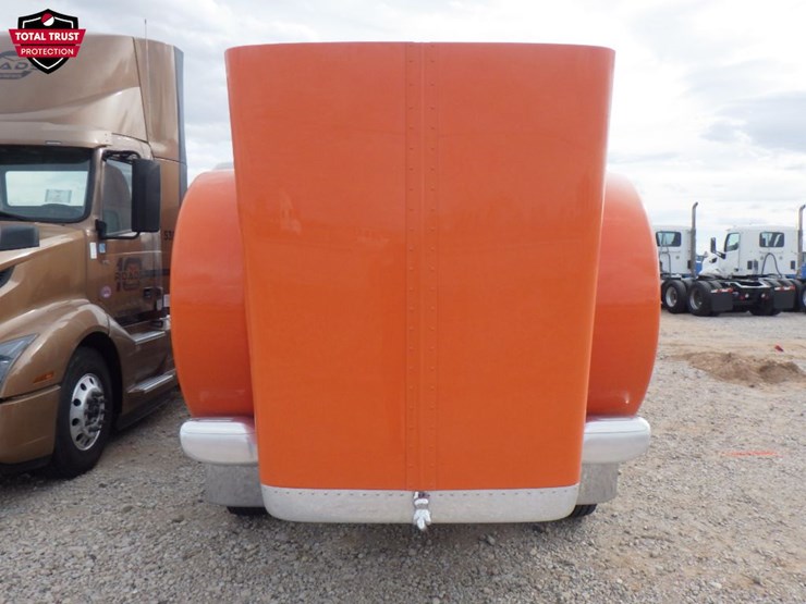 2023-peterbilt-389-image-26