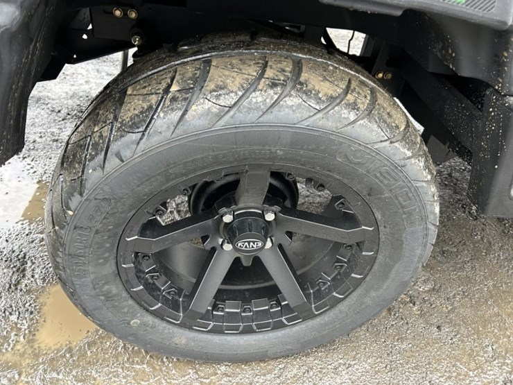 2024-envy-nv4-electric-golf-cart-image-12