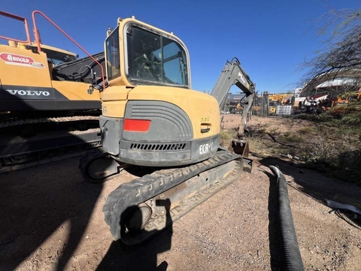 2013-volvo-ecr58-image-5