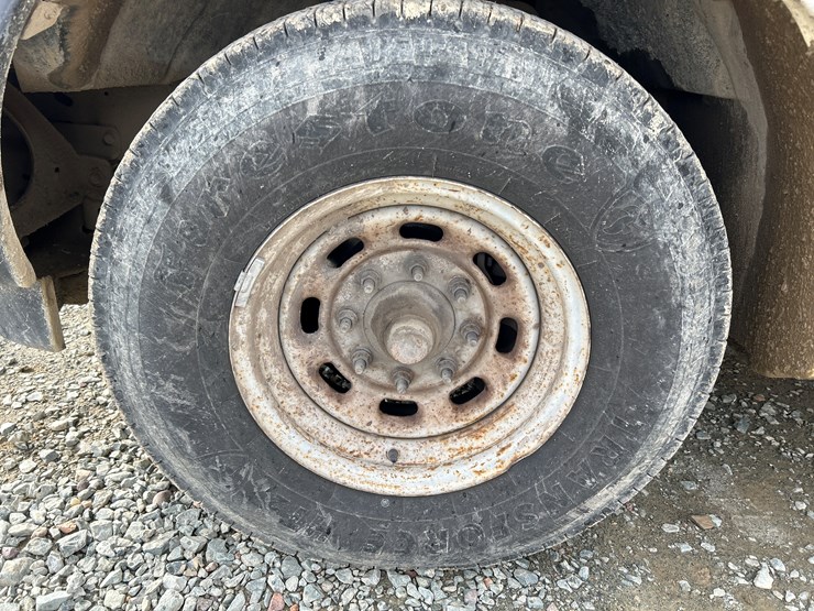 2001-ford-f250-image-46