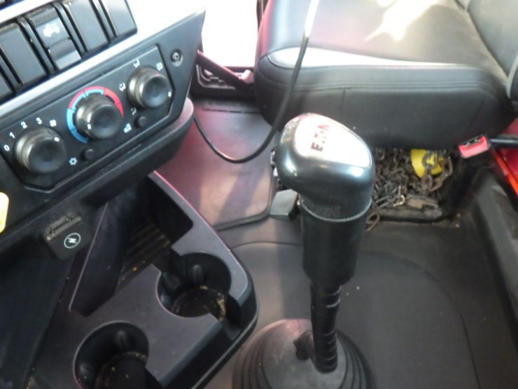 2020-mack-an64t-anthem-image-17