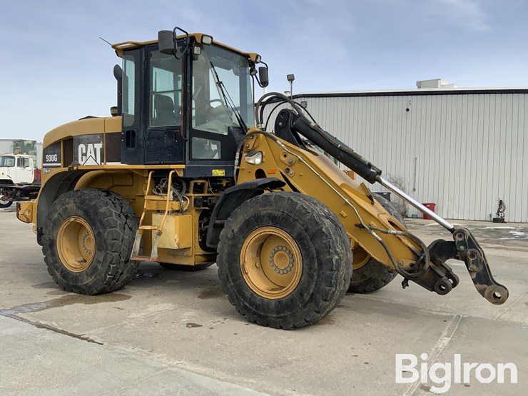 2006-caterpillar-930g-image-3