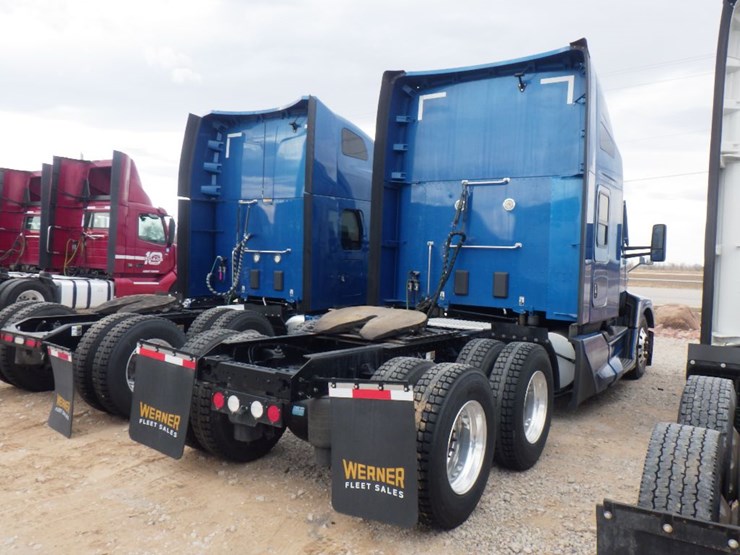 2022-kenworth-t680-image-9