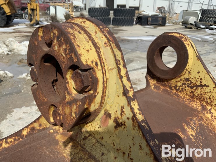 komatsu-pc200-image-16