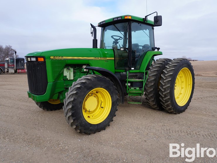 1995-john-deere-8100-image-1