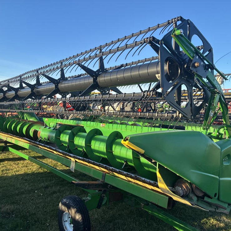 2014 JOHN DEERE 630F