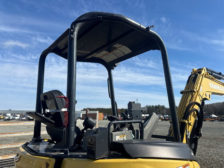 yanmar-vio35-6a-image-40