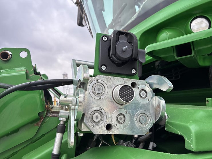 2022-john-deere-s780-image-23