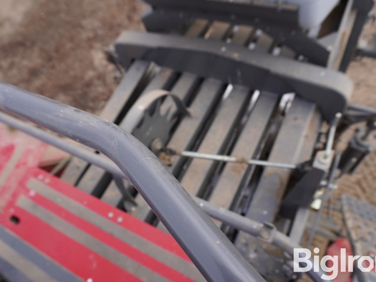 2013-massey-ferguson-2170xd-image-11