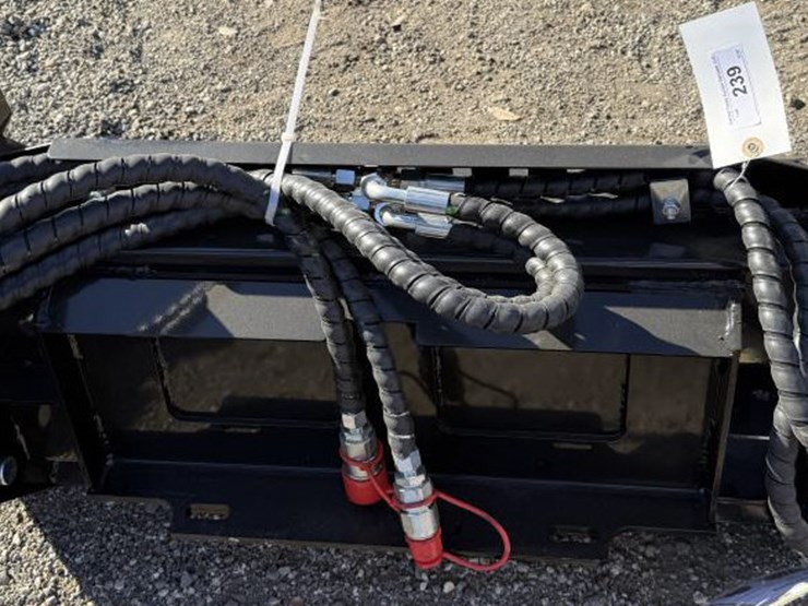 #239-•-mini-skid-steer-4-in-1-bucket-image-3