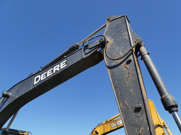 deere-210g-lc-image-7