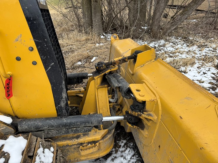 caterpillar-d4k-xl-image-24