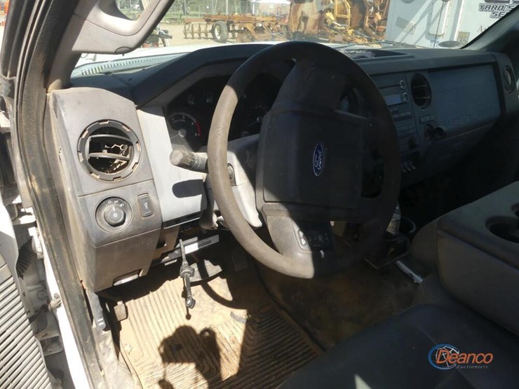 2011-ford-f350-image-8