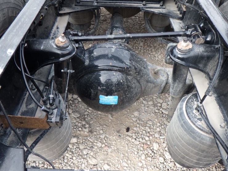 2022-kenworth-t680-image-9