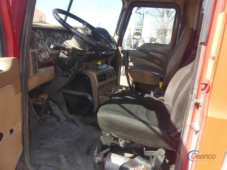 2006-mack-granite-cv713-image-12