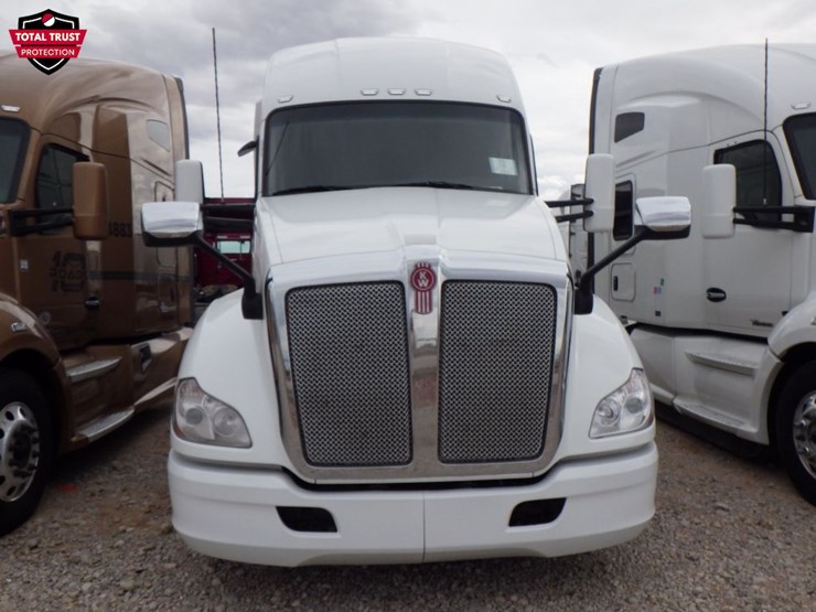 2022-kenworth-t680-image-2