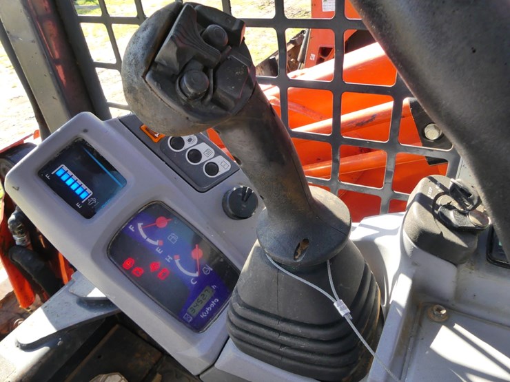 kubota-svl95-2s-image-14