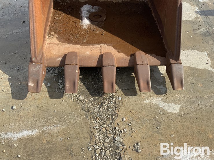 komatsu-pc200-image-17