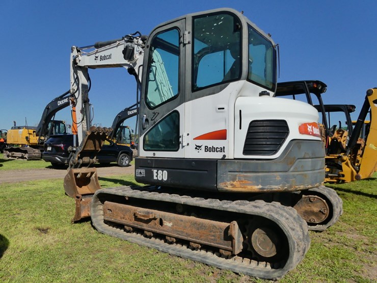 bobcat-e80-image-4