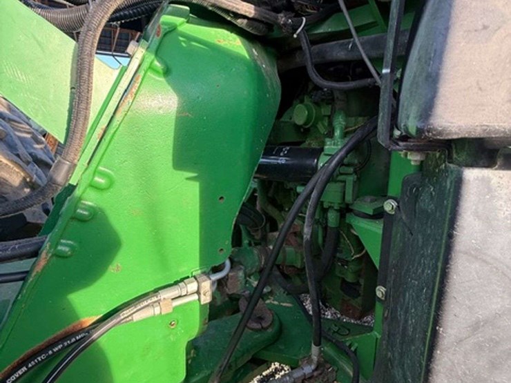 2000-john-deere-9400-image-21