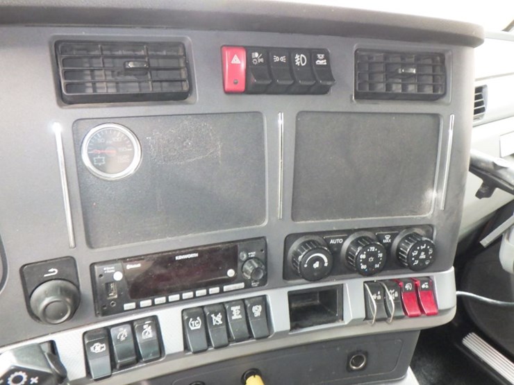 2022-kenworth-t680-image-20