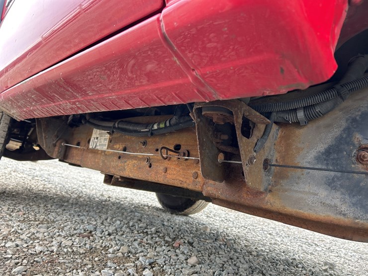 2006-chevrolet-3500-image-33