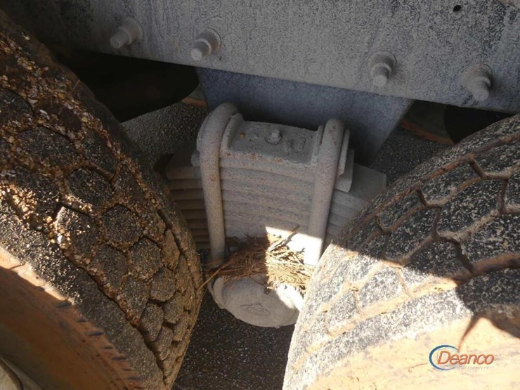 2006-mack-granite-cv713-image-6