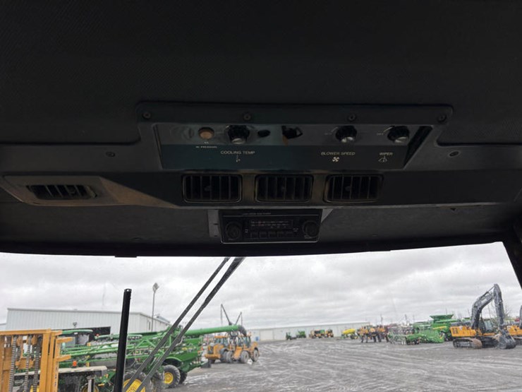 1989-john-deere-6000-image-36