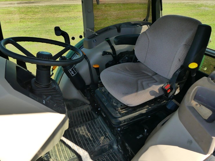 john-deere-5055e-image-12