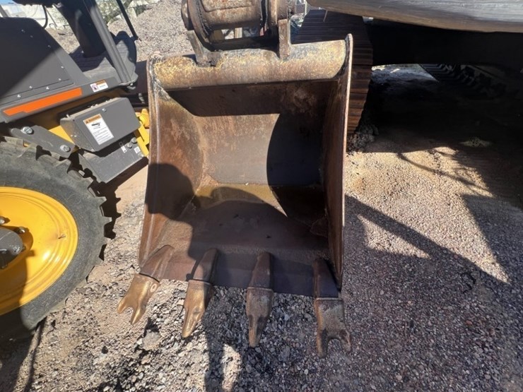 2017-deere-50g-image-7