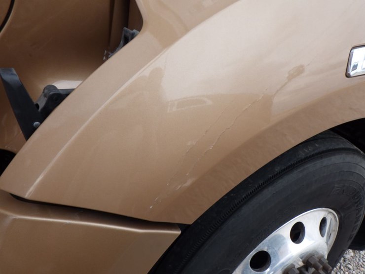 2022-kenworth-t680-image-6