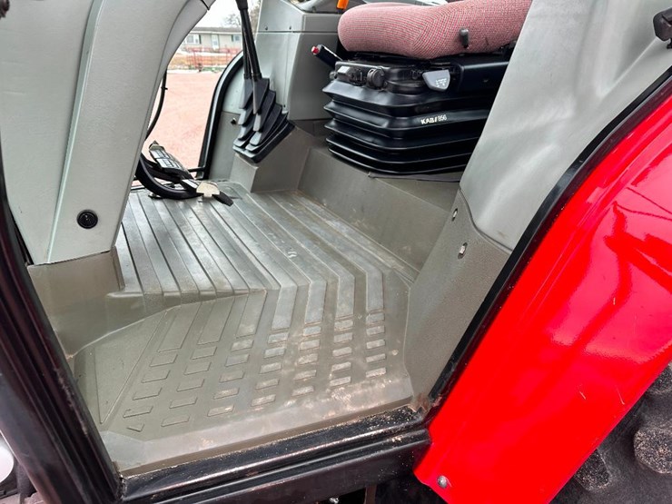 massey-ferguson-8160-image-46