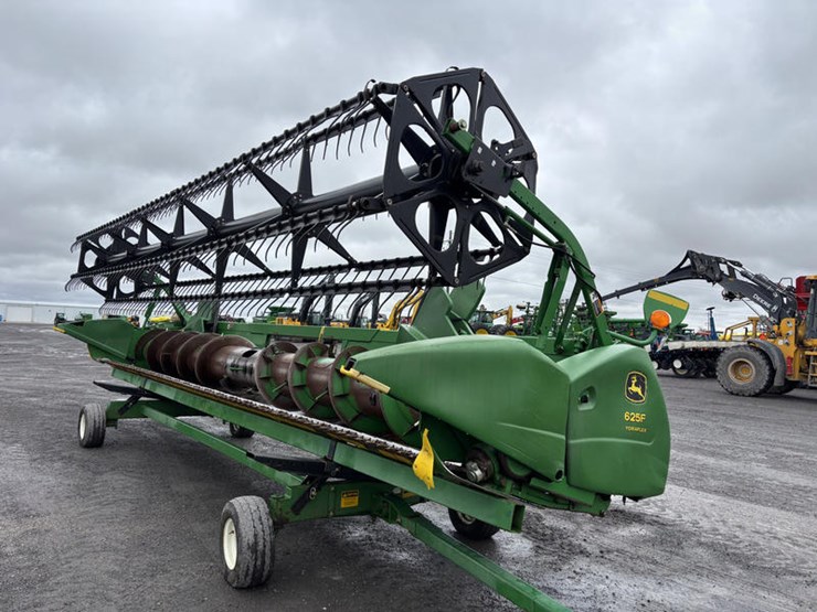 2006-john-deere-625f-image-1