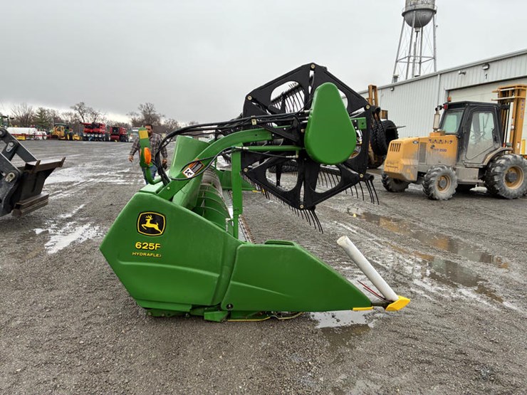 2005-john-deere-625f-image-14