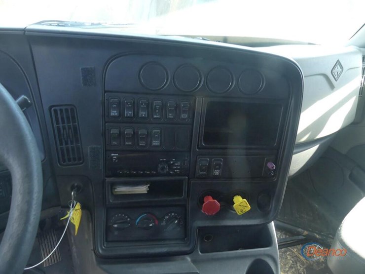 2015-international-prostar-image-18