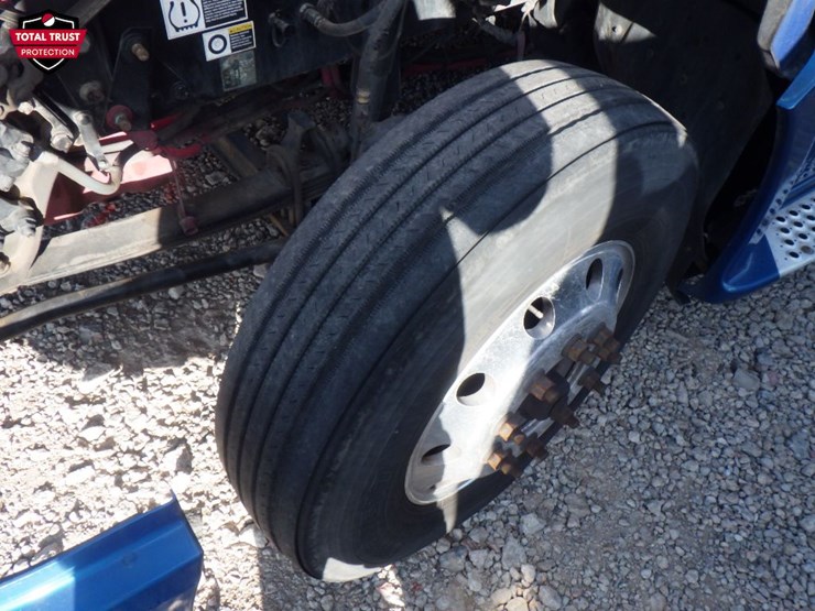 2020-kenworth-t680-image-21