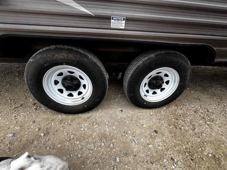 l2--2016-forest-river-travel-trailer-image-11