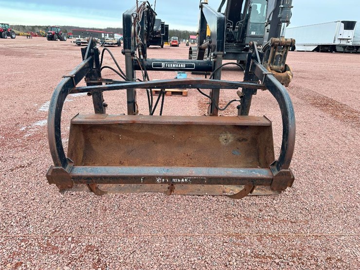 farmhand-xl740-image-10