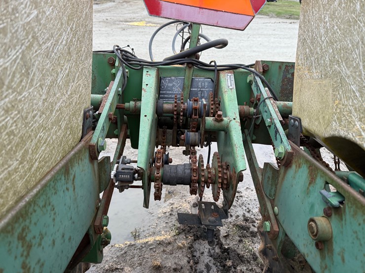 john-deere-7000-image-9