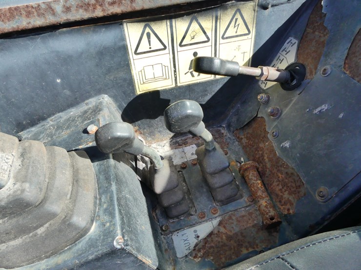 2016-jcb-507-42-image-15