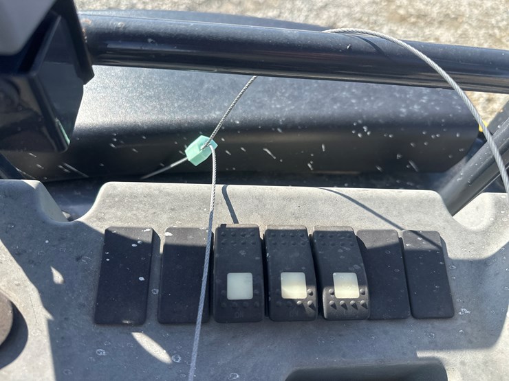 yanmar-vio35-6a-image-48