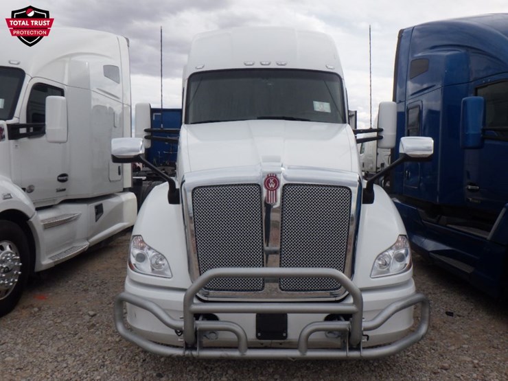 2022-kenworth-t680-image-2
