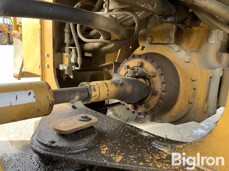 2006-caterpillar-930g-image-19