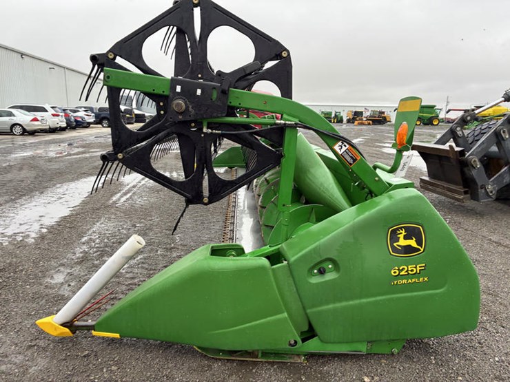 2005-john-deere-625f-image-7