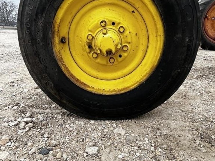 john-deere-model-a-image-12