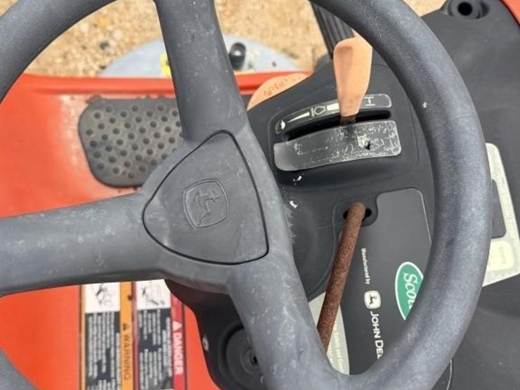 john-deere-17-image-9